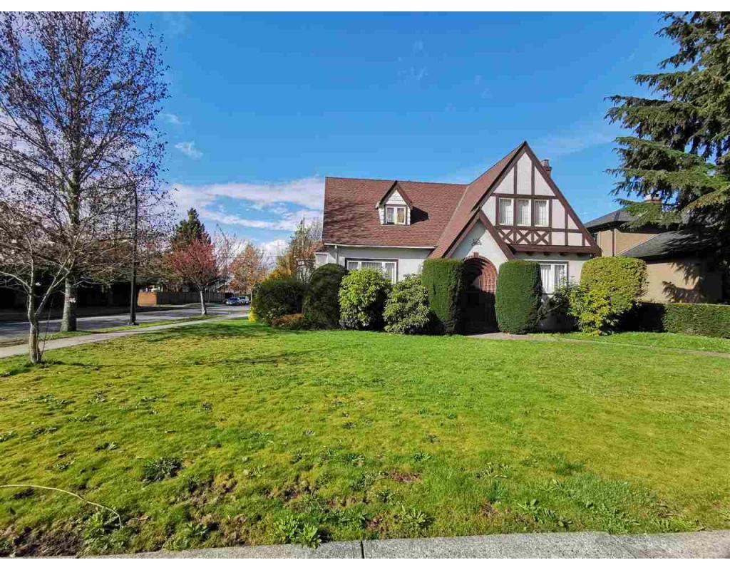 595 W 28th Avenue