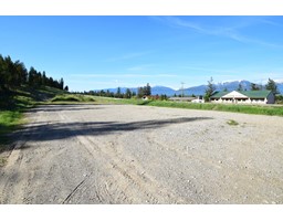 7585 Redstreak Park Road, Radium Hot Springs, BC V0A1M0 Photo 6