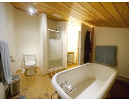 Bedroom - 2253 Washington Street, Rossland, BC V0G1Y0 Photo 7