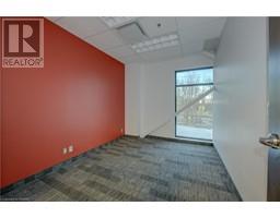 675 Queen Street S Unit 115, Kitchener, ON N2M1A1 Photo 6