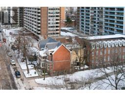 17 Isabella St, Toronto, ON M4Y1M7 Photo 5