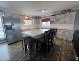 Kitchen - Scenic Sands 4 Macdonald Dr, Rural Stettler County, AB T0C3B0 Photo 3