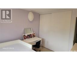 Bedroom - I 4208 Castle Road, Regina, SK S4S4W1 Photo 6