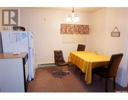 Laundry room - 10 D Avenue, Willow Bunch, SK S0H4K0 Photo 5