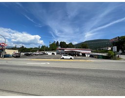 1816 Canyon Street, Creston, BC V0B1G0 Photo 5