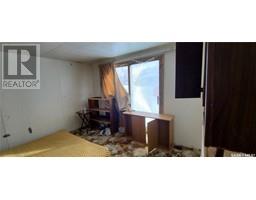 Bedroom - 211 2nd Avenue, Lampman, SK S0C0B5 Photo 6