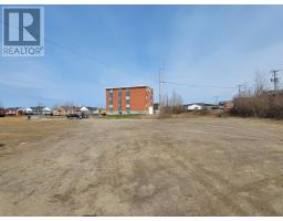 3 B Maple Crescent, Labrador City, NL A2V1Y2 Photo 2