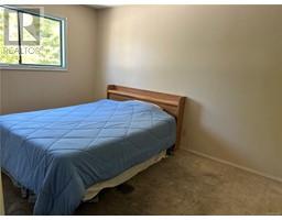Bedroom - 2242 Fitzgerald Ave, Courtenay, BC V9N6K8 Photo 6