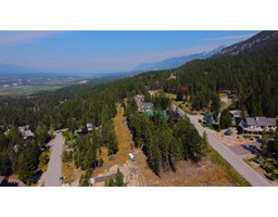 4951 Mountain View Drive, Fairmont Hot Springs, BC V0A1L2 Photo 4