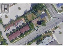 240 Cundles Rd E, Barrie, ON L4M6L1 Photo 2
