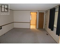 Primary Bedroom - 11 654 North Fraser Drive, Quesnel, BC V2J1Z6 Photo 3