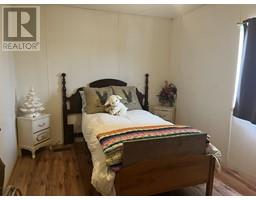 Primary Bedroom - 4065 Mckinley Drive, Lac La Hache, BC V0K1T0 Photo 4