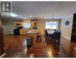 Living room - 6572 Farnsworth Road, Chetwynd, BC V0C1J0 Photo 4
