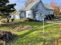 229 Simcoe Street, Carberry, MB R0K0H0 Photo 3