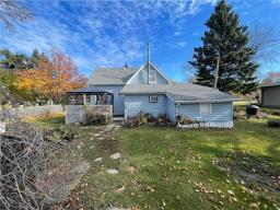 229 Simcoe Street, Carberry, MB R0K0H0 Photo 4
