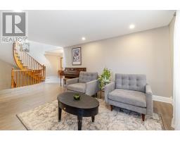 Great room - 388 Turnberry Cres, Mississauga, ON L4Z3W5 Photo 5