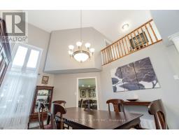 Great room - 388 Turnberry Crescent, Mississauga, ON L4Z3W5 Photo 7
