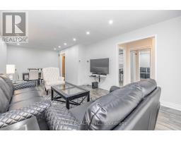 7359 Sigsbee Dr, Mississauga, ON L4T3S5 Photo 4