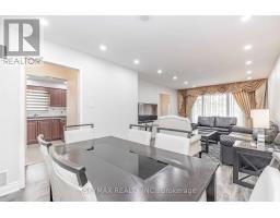 7359 Sigsbee Dr, Mississauga, ON L4T3S5 Photo 6