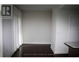 Primary Bedroom - 22 15 Eldora Ave, Toronto, ON M2M0B5 Photo 4