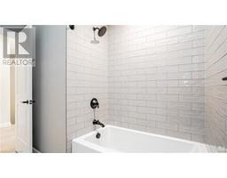 Full bathroom - 2650 Buroak Drive Unit 51, London, ON N6G0Z9 Photo 5