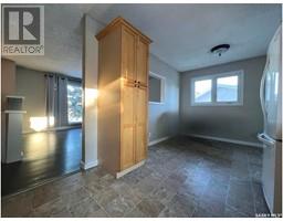 Bedroom - 364 Hayes Drive Se, Swift Current, SK S9H4H1 Photo 5