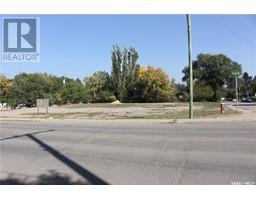885 9th Avenue Sw, Moose Jaw, SK S6H6X4 Photo 5