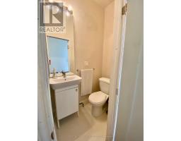 Bathroom - 22 1066 Yonge St, Toronto, ON M4W2L4 Photo 3