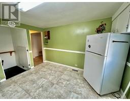 Laundry room - 320 98 Avenue, Dawson Creek, BC V1G1R7 Photo 4