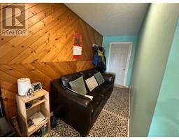 Living room - 1113 121 Avenue, Dawson Creek, BC V1G3K7 Photo 2