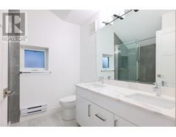 4799 Slocan Street, Vancouver, BC V5R2A2 Photo 2