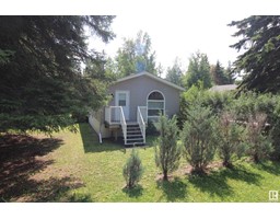 Primary Bedroom - 113 2 St, Rural Parkland County, AB T0E2B0 Photo 4