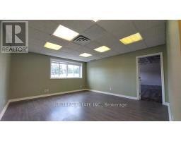 Floor 2 458 Service Rd, Whitchurch Stouffville, ON L4A2S9 Photo 5
