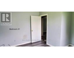 Bedroom - Main Fr 18340 Woodbine Ave, East Gwillimbury, ON L0G1V0 Photo 3