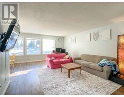Living room - 1099 Toronto Street, Smithers, BC V0J2N0 Photo 3