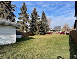 10011 98 Ave, Morinville, AB T8R1G3 Photo 2