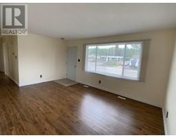 Living room - 5235 Cottonwood Road, Fort Nelson, BC V0C1R0 Photo 3