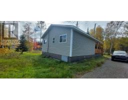 Living room/Dining room - Nn Pine Camps Road, Bay D Espoir Highway, NL A0H1C0 Photo 4