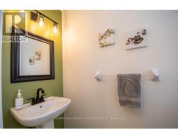 Bathroom - 37 Gunsolus Rd, Kawartha Lakes, ON K9V0E4 Photo 7