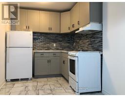 Dining room - 105 55 Neptune Dr, Toronto, ON M6A1X2 Photo 2