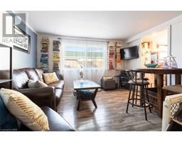 Living room - 3824 Roxborough Avenue Avenue, Crystal Beach, ON L0S1B0 Photo 3