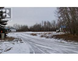 Primary Bedroom - 68362 43 Highway, Rural Greenview No 16 M D Of, AB T0H3N0 Photo 2
