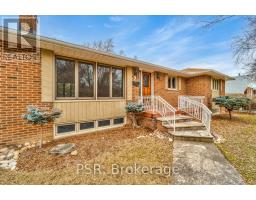 7 Pioneer Dr, Mississauga, ON L5M1G8 Photo 5