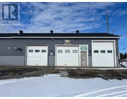 632 Great Northern Rd, Sault Ste Marie, ON P6B4Z9 Photo 2