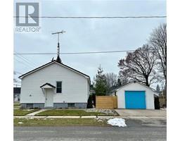 Recreation room - 832 Pine Street, Dunneville, ON N1A2M5 Photo 2