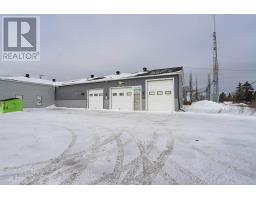 632 Great Northern Rd 2, Sault Ste Marie, ON P6B4Z9 Photo 2