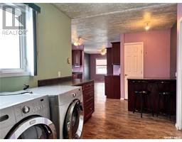 Laundry room - 414 4th Street E, Wynyard, SK S0A4T0 Photo 2