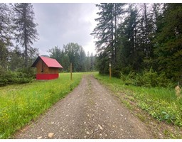 Pantry - 225 Barnes Creek Forest Service Road, Edgewood, BC V0G1J0 Photo 5