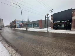 130 Osborne Street, Winnipeg, MB R3L1Y5 Photo 2