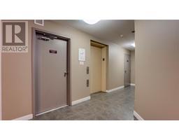 Primary Bedroom - 3645 Carrington Road Unit 611, West Kelowna, BC V4T3G9 Photo 4